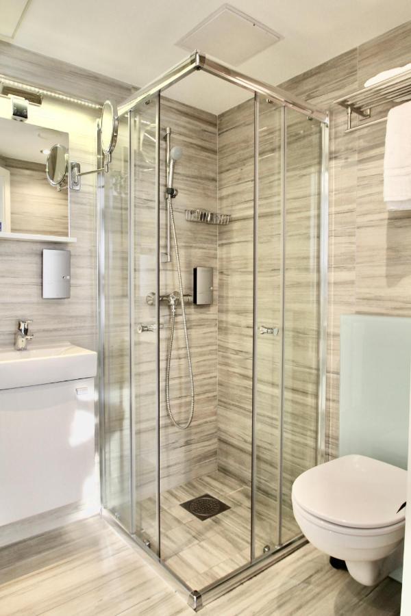 Super Stay Hotel, Осло Екстериор снимка