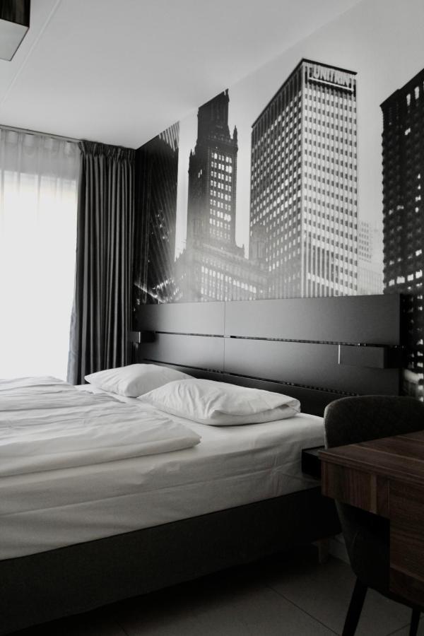 Super Stay Hotel, Осло Екстериор снимка