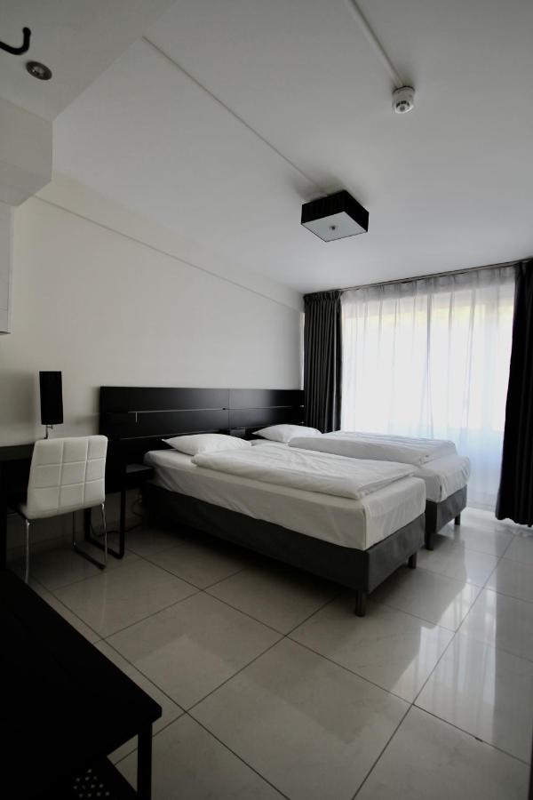 Super Stay Hotel, Осло Екстериор снимка