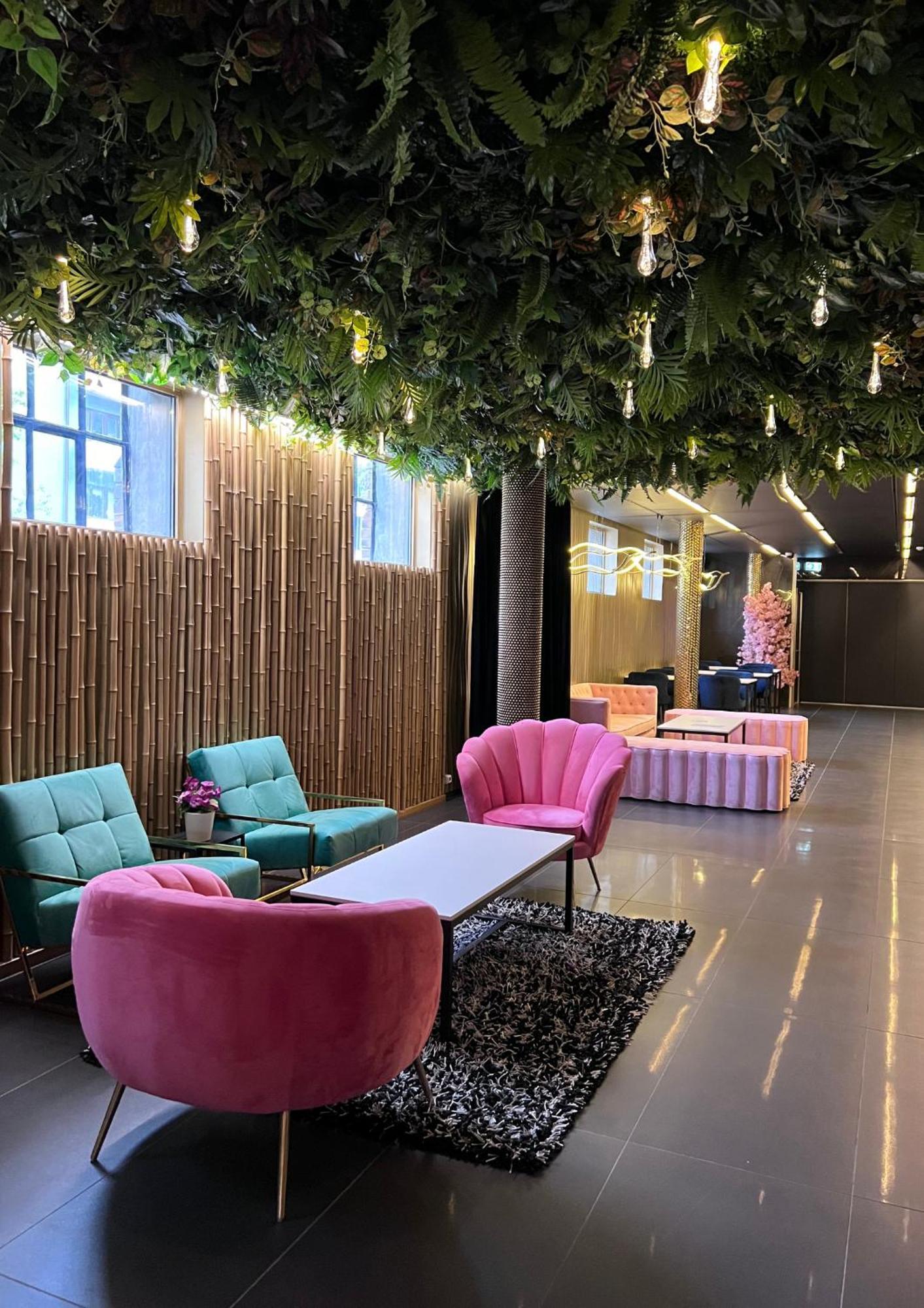 Super Stay Hotel, Осло Екстериор снимка