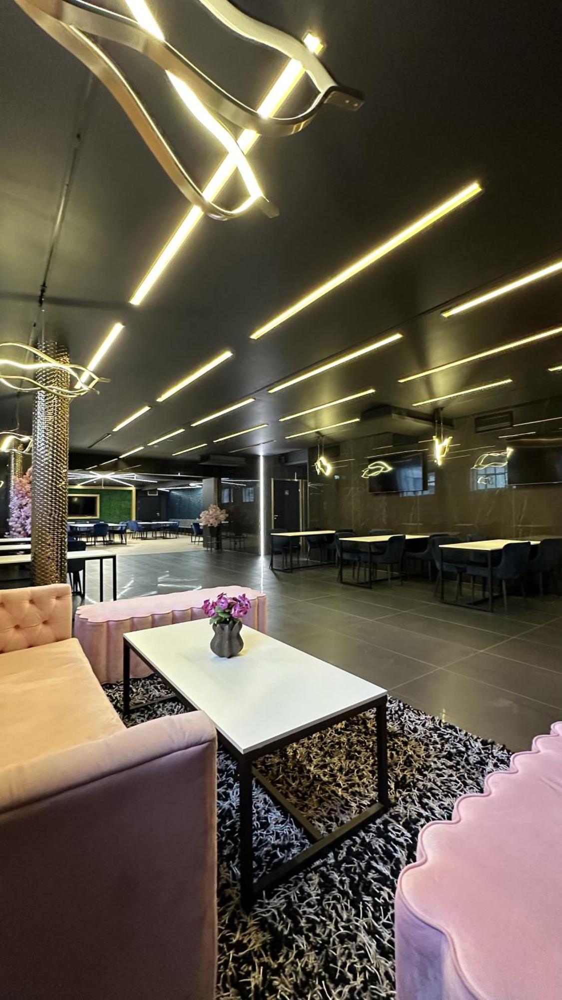 Super Stay Hotel, Осло Екстериор снимка